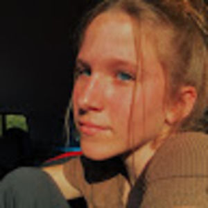 Meet your Posher, Kamri